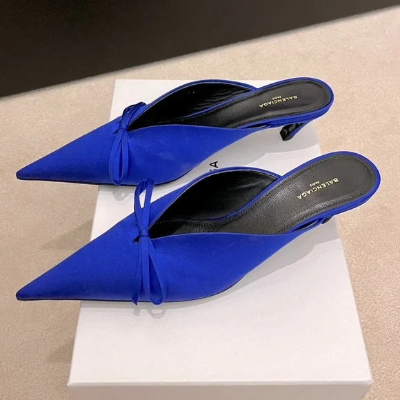 靴 BALENCIAGA KNIFE SLINGBACK SATIN MULE Square Knife BB slingback mules in black - Balenciaga